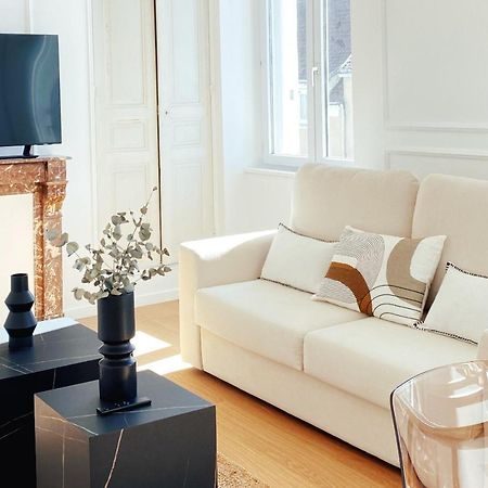 Апартаменты Le Haussmann ⸱ Stationnement Gratuit ⸱ Fibre Deols Экстерьер фото